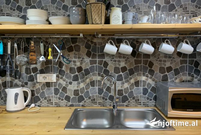 Shtepi me qera Apartament ne Tirane, 1+1, Mobilimi E mobiluar, Pagesa 700  Euro.