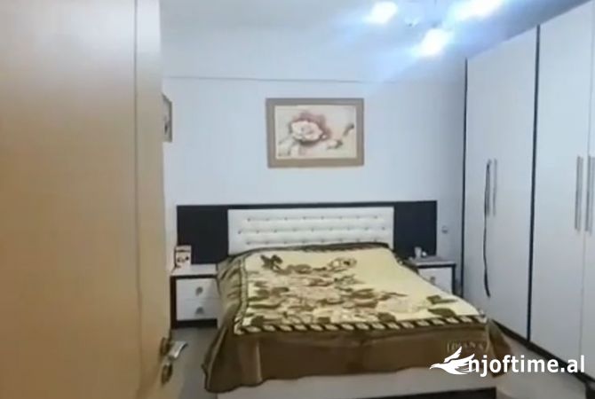 Shtepi me qera 2+1 ne Tirane - 500 Euro
