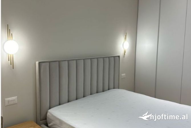 Shtepi me qera 2+1 ne Tirane - 600 Euro