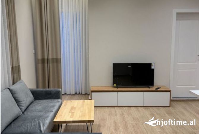 Shtepi me qera Apartament ne Tirane, 2+1, Mobilimi E mobiluar, Pagesa 600  Euro.