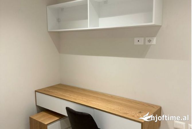 Shtepi me qera Apartament ne Tirane, 2+1, Mobilimi E mobiluar, Pagesa 600  Euro.