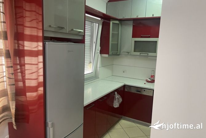 Shtepi me qera 2+1 ne Tirane - 500 Euro