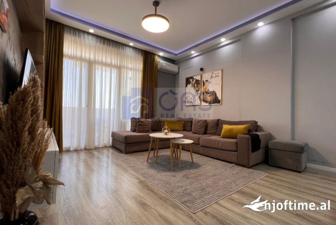 Shtepi me qera Apartament ne Tirane, 2+1, Mobilimi E mobiluar, Pagesa 750  Euro.
