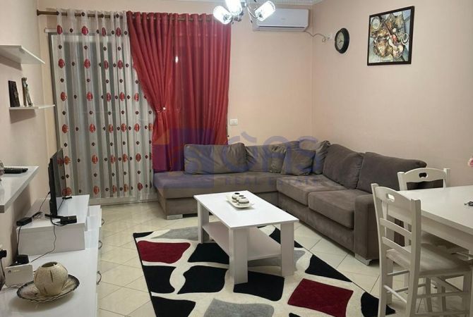 Shtepi me qera 1+1 ne Tirane - 400 Euro