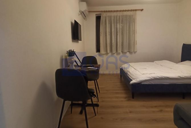 Shtepi me qera Apartament ne Tirane, Garsoniere, Mobilimi E mobiluar, Pagesa 400  Euro.