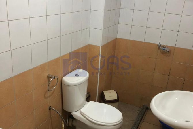 Shtepi me qera Apartament ne Tirane, 1+1, Mobilimi E mobiluar, Pagesa 400  Euro.