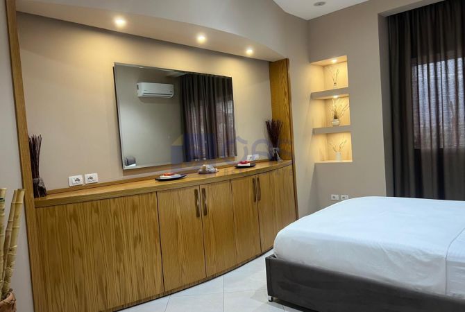 Shtepi me qera Apartament ne Tirane, 1+1, Mobilimi E mobiluar, Pagesa 600  Euro.