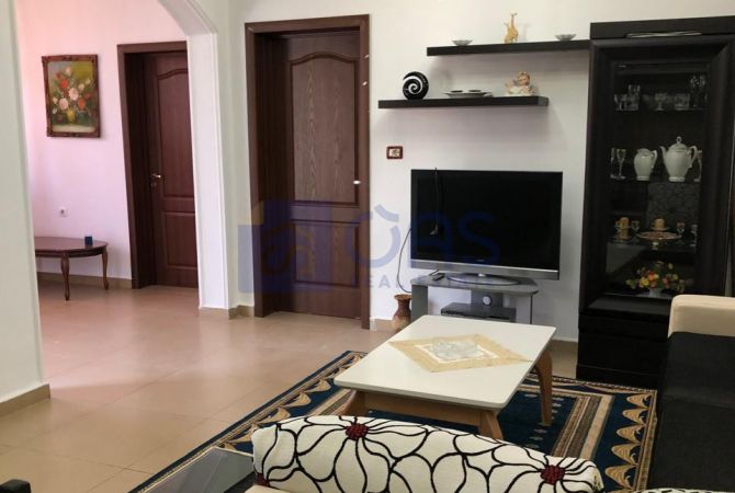 Shtepi me qera 1+1 ne Tirane - 450 Euro