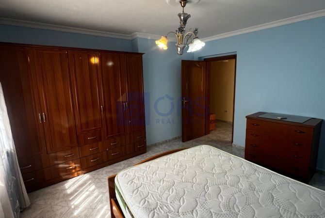 Shtepi me qera Apartament ne Tirane, 2+1, Mobilimi E mobiluar, Pagesa 500  Euro.