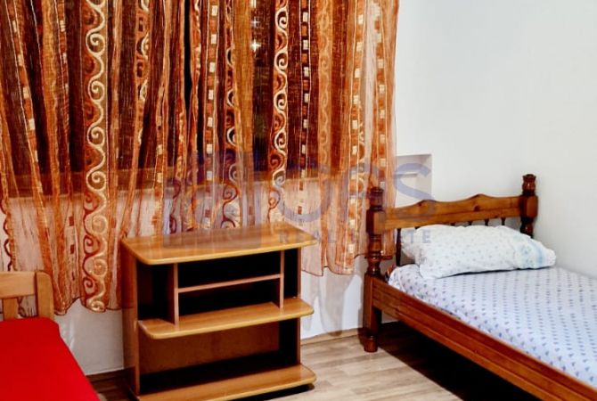 Shtepi me qera Apartament ne Tirane, 2+1, Mobilimi E mobiluar, Pagesa 500  Euro.