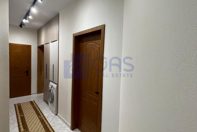 Shtepi me qera Apartament ne Tirane, 1+1, Mobilimi E mobiluar, Pagesa 500  Euro.