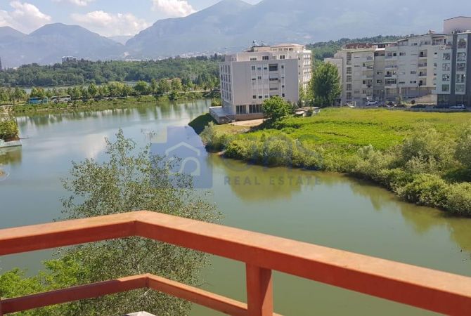 Shtepi me qera Apartament ne Tirane, 4+1, Mobilimi E mobiluar, Pagesa 1,200  Euro.