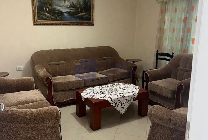 Casa in affitto 1+1 a Tirana - 350 Euro