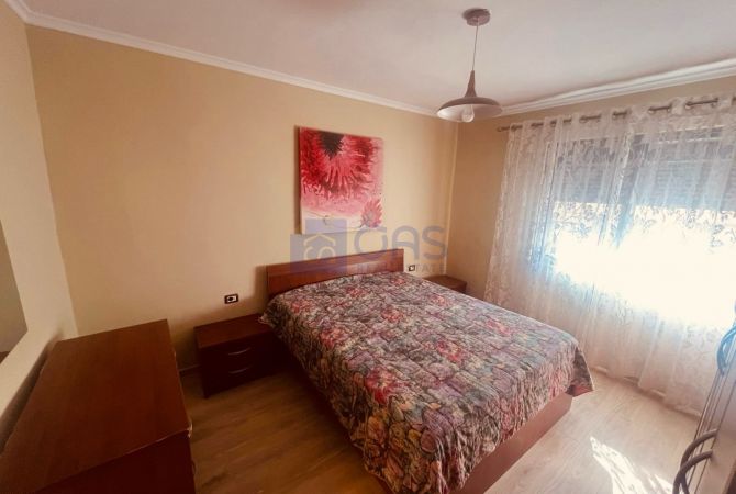 Shtepi me qera Apartament ne Tirane, 2+1, Mobilimi E mobiluar, Pagesa 600  Euro.
