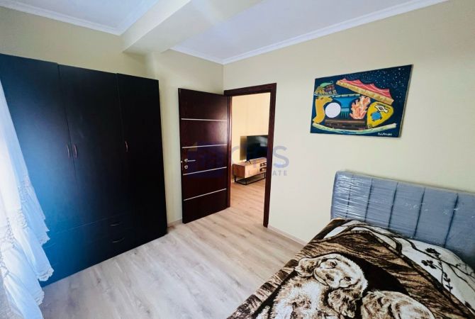 Shtepi me qera Apartament ne Tirane, 2+1, Mobilimi E mobiluar, Pagesa 600  Euro.