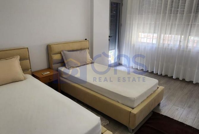 Shtepi me qera 3+1 ne Tirane - 1,500 Euro