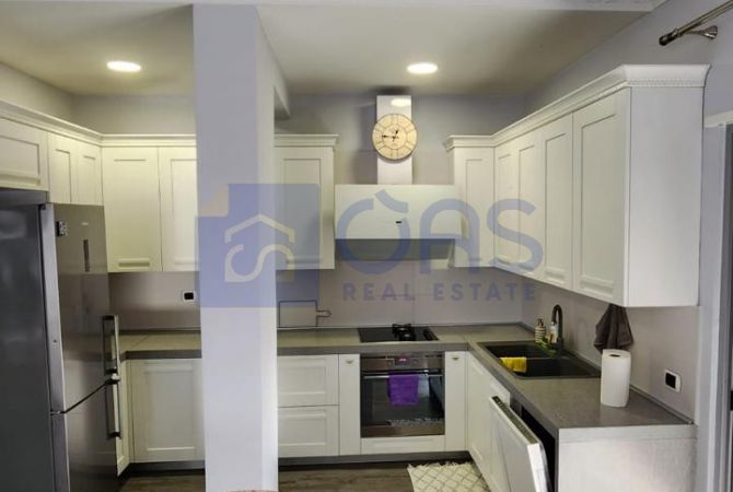 Shtepi me qera Apartament ne Tirane, 3+1, Mobilimi E mobiluar, Pagesa 1,500  Euro.