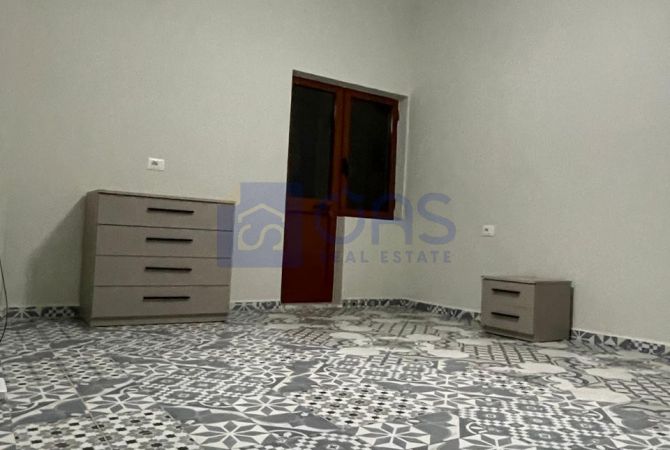 Shtepi me qera Apartament ne Tirane, 2+1, Mobilimi E mobiluar, Pagesa 500  Euro.