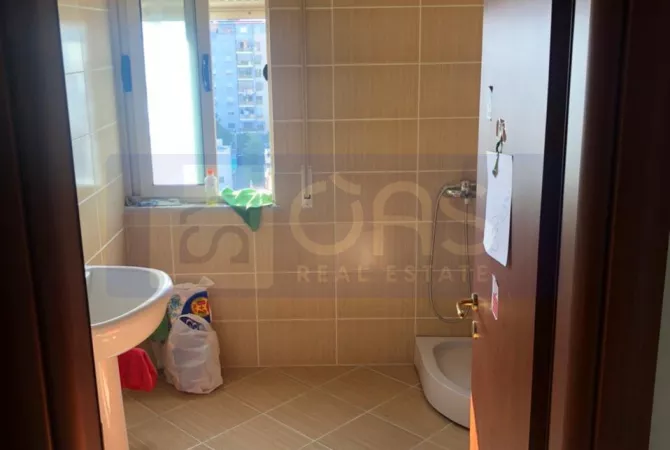 Apartment for rent in Tirana 2+1, Emty