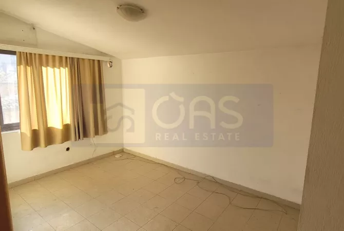 Shtepi me qera 4+1 ne Tirane - 1,500 Euro