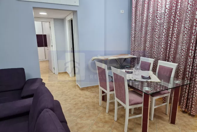 Shtepi me qera 3+1 ne Tirane - 800 Euro