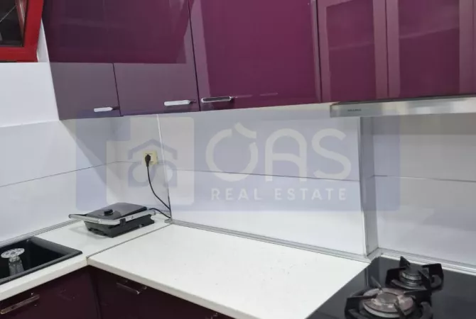 Shtepi me qera Apartament ne Tirane, 3+1, Mobilimi E mobiluar, Pagesa 800  Euro.