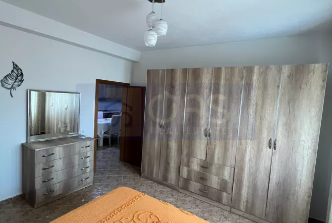 Shtepi me qera 3+1 ne Tirane - 65,000 Leke