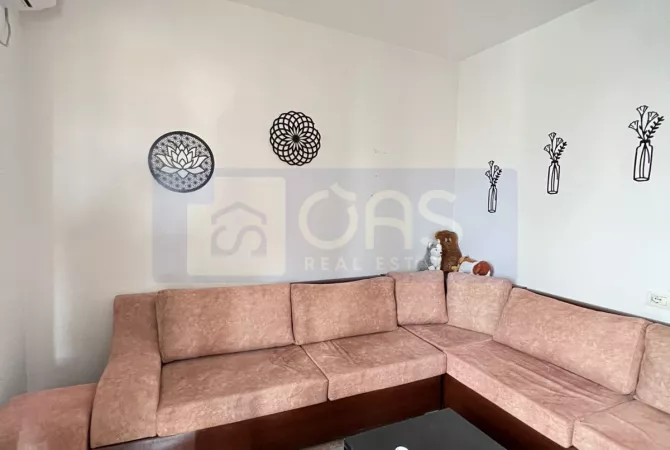 Shtepi me qera Apartament ne Tirane, 3+1, Mobilimi E mobiluar, Pagesa 65,000  Leke.