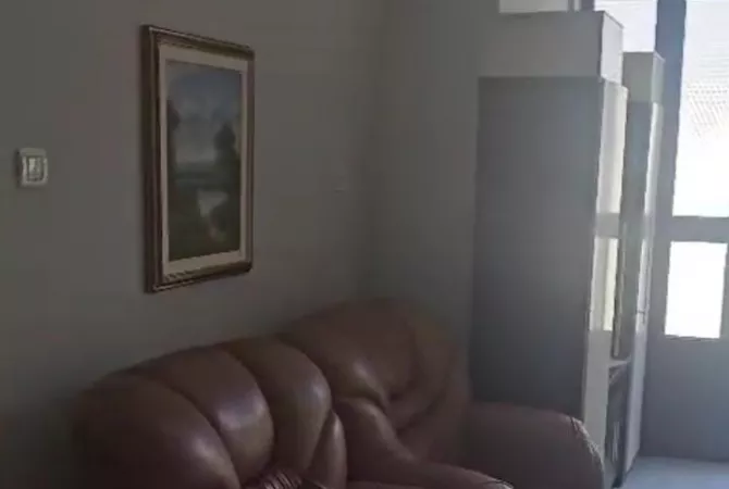 Shtepi me qera Apartament ne Tirane, 1+1, Mobilimi E mobiluar, Pagesa 400  Euro.