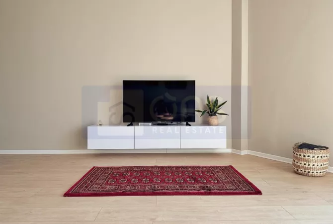 Shtepi me qera Apartament ne Tirane, 1+1, Mobilimi E mobiluar, Pagesa 690  Euro.