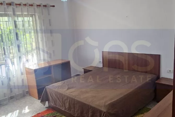 Shtepi me qera Apartament ne Tirane, 1+1, Mobilimi E mobiluar, Pagesa 500  Euro.