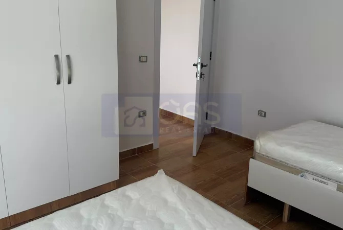 Shtepi me qera 3+1 ne Tirane - 700 Euro