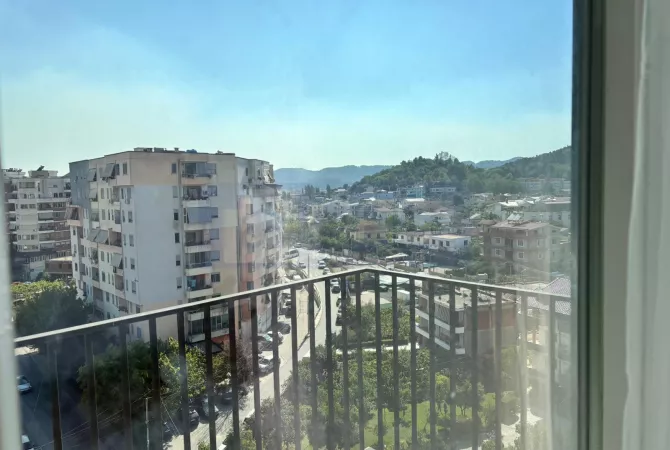 Shtepi me qera Apartament ne Tirane, 1+1, Mobilimi E mobiluar, Pagesa 550  Euro.