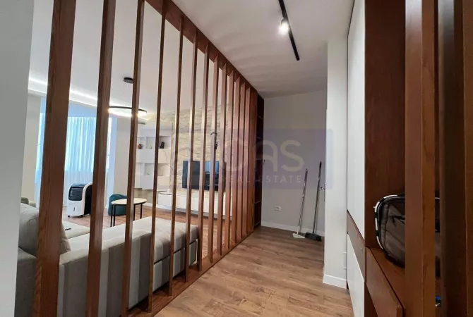 Shtepi me qera 2+1 ne Tirane - 900 Euro