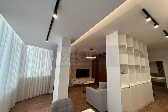 Shtepi me qera 2+1 ne Tirane - 900 Euro