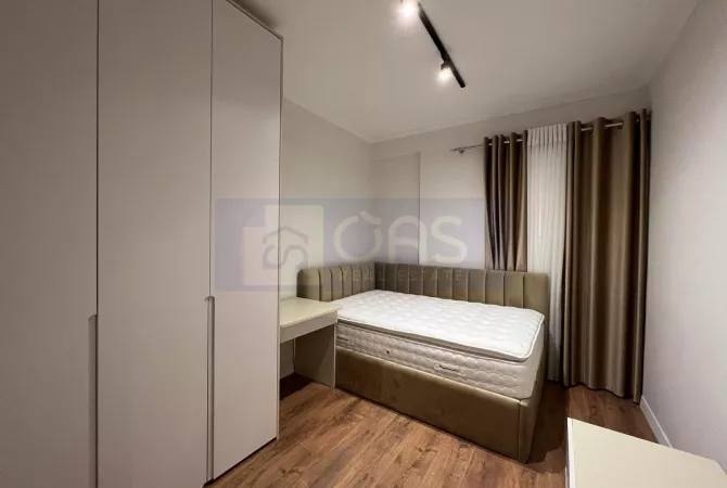 Shtepi me qera Apartament ne Tirane, 2+1, Mobilimi E mobiluar, Pagesa 900  Euro.