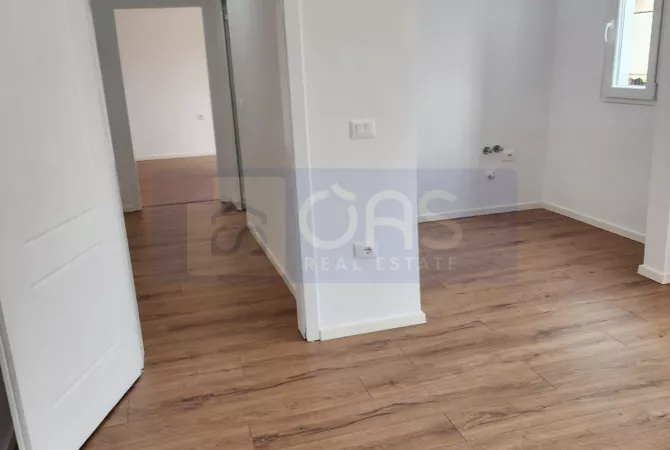 Shtepi ne shitje 1+1 ne Tirane - 95,000 Euro