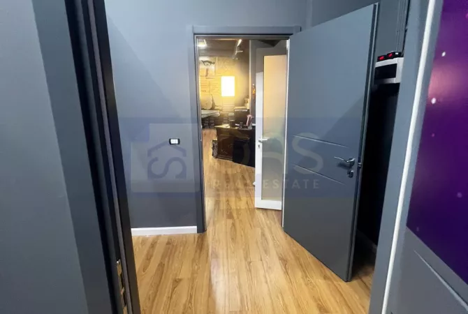 Ambient biznesi me qera 1+1 ne Tirane - 1,000 Euro