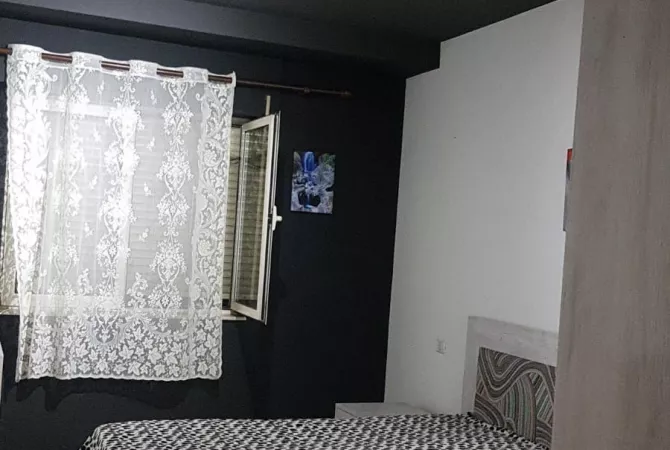 Shtepi me qera Apartament ne Tirane, 2+1, Mobilimi E mobiluar, Pagesa 600  Euro.
