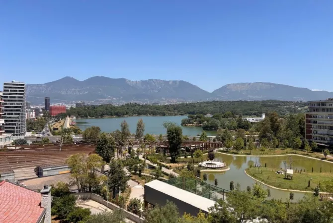 Shtepi me qera Apartament ne Tirane, 3+1, Mobilimi E mobiluar, Pagesa 1,800  Euro.