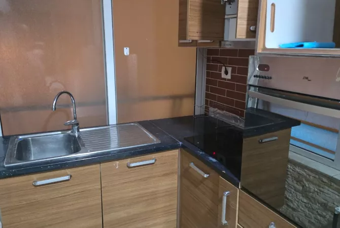 Shtepi me qera 2+1 ne Tirane - 500 Euro