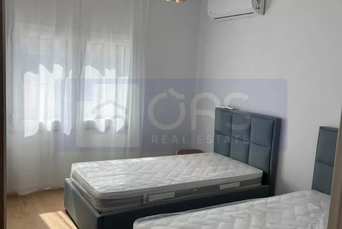Shtepi me qera 2+1 ne Tirane - 950 Euro