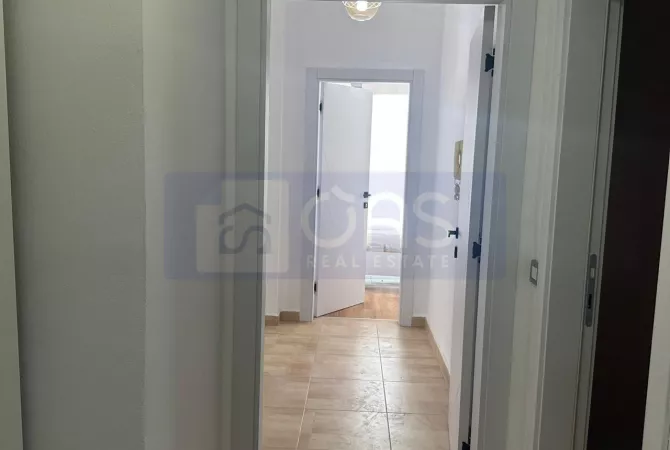 Shtepi me qera Apartament ne Tirane, 3+1, Mobilimi E mobiluar, Pagesa 700  Euro.