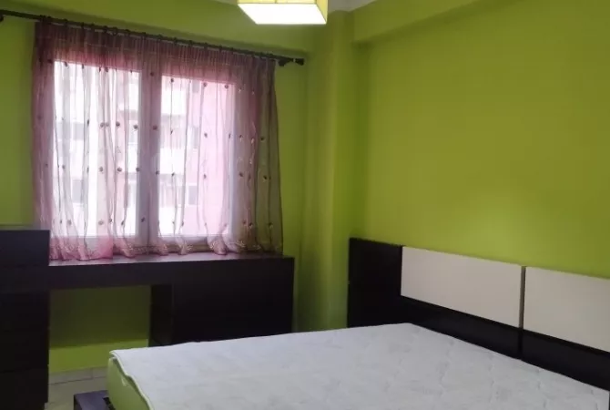 Shtepi me qera 2+1 ne Tirane - 48,000 Leke