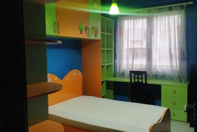 Shtepi me qera Apartament ne Tirane, 2+1, Mobilimi E mobiluar, Pagesa 48,000  Leke.