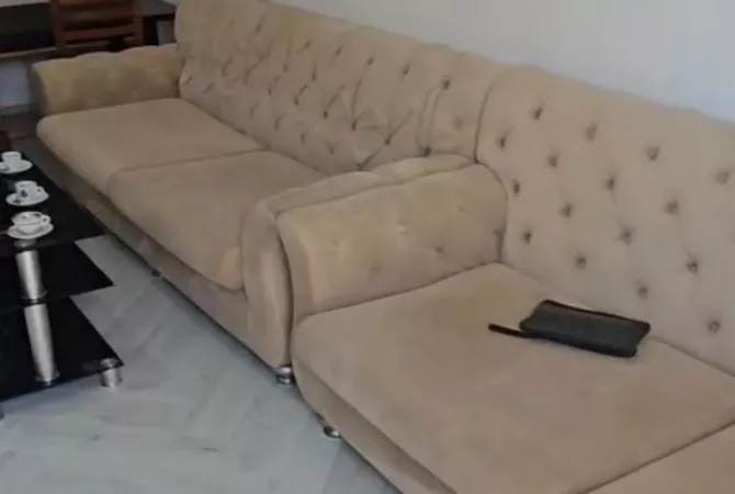 Shtepi me qera 2+1 ne Tirane - 40,000 Leke