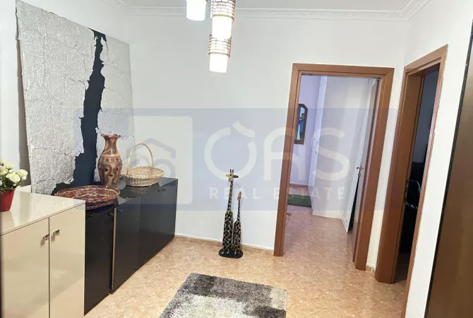 Shtepi me qera 2+1 ne Tirane - 700 Euro