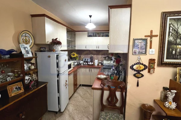 Shtepi me qera Apartament ne Tirane, 1+1, Mobilimi E mobiluar, Pagesa 450  Euro.