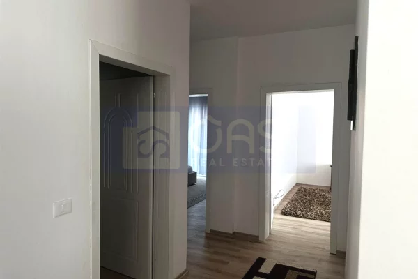 Shtepi me qera 3+1 ne Tirane - 700 Euro