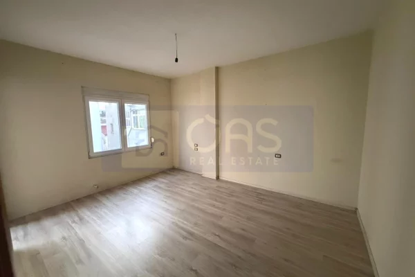 Shtepi me qera 3+1 ne Tirane - 450 Euro